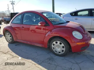 2010 Volkswagen New Beetle Coupe with VIN 3VWPW3AG5AM013073, listed as a Copart auction lot 89181275 with 94,151 mi miles and Salvage Title. Bid and sale history available at carsss.com. Image 4.