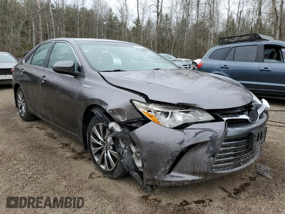 2015 Toyota Camry LE z VIN 4T1BD1FKXFU152666, wystawiony jako Copart lot #54879515 z przebiegiem 315 836 mil mil oraz Czysty tytuł • Clean title. Historia ofert i sprzedaży dostępna na DreamBid. Obrazek 4.