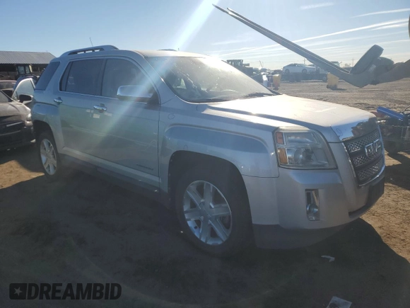 2011 GMC Terrain SLT-2 with VIN 2CTFLXEC2B6446646, listed as a Copart auction lot 82867874 with 200,273 mi miles and Salvage Title. Bid and sale history available at DreamBid. Image 4.