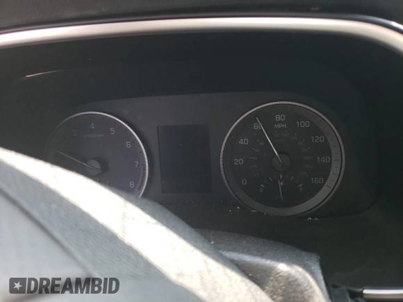 2019 Hyundai Tucson Sport z VIN KM8J3CAL5KU969225, wystawiony jako Copart lot #60997553 z przebiegiem Nie podano mil oraz Szkoda całkowita • Salvage title. Historia ofert i sprzedaży dostępna na DreamBid. Obrazek 9.