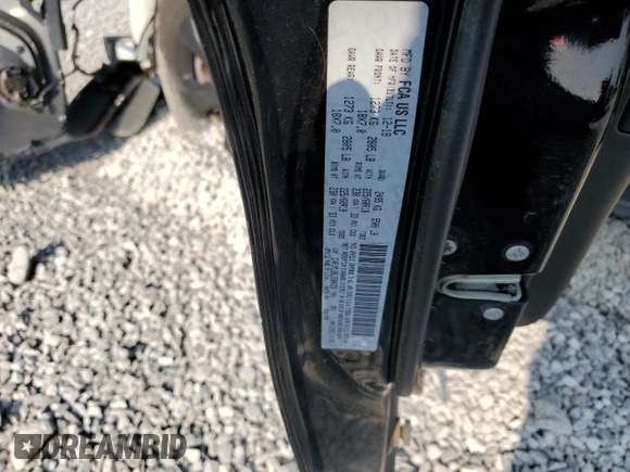 2020 Jeep Cherokee Latitude Plus z VIN 1C4PJMLB8LD584239, wystawiony jako Copart lot #63811215 z przebiegiem Nie podano mil oraz Szkoda całkowita • Salvage title. Historia ofert i sprzedaży dostępna na DreamBid. Obrazek 13.
