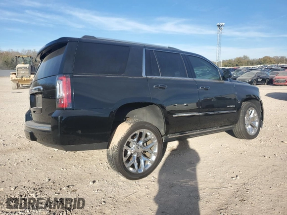 2020 GMC Yukon Denali with VIN 1GKS1CKJ6LR301972, listed as a Copart auction lot 80930524 with 64,215 mi miles and Salvage Title. Bid and sale history available at carsss.com. Image 3.