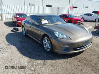 2011 Porsche Panamera с VIN WP0AA2A74BL013621, выставлен на аукционе IAAI как лот 41865590 с пробегом Не указан миль и . История ставок и продаж доступна на DreamBid. Изображение 1.
