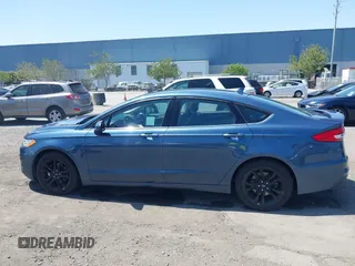 2019 Ford Fusion SE with VIN 3FA6P0HD6KR177660, listed as a IAAI auction lot 42164831 with 66,585 mi miles and . Bid and sale history available at DreamBid. Image 15.