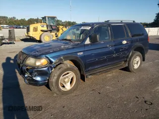 2001 Mitsubishi Montero ES z VIN JA4MT21H01P047623, wystawiony jako Copart lot #76353334 z przebiegiem 301 342 mil mil oraz Szkoda całkowita • Salvage title. Historia ofert i sprzedaży dostępna na DreamBid. Obrazek 1.