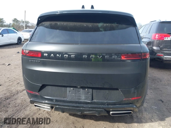 2024 Land Rover Range Rover Sport Dynamic SE with VIN SAL1L9FU9RA419328, listed as a IAAI auction lot 41533757 with 4,438 mi miles and . Bid and sale history available at DreamBid. Image 16.