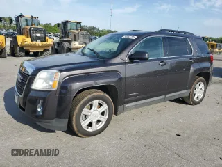 2013 GMC Terrain SLT z VIN 2GKALUEK8D6426503, wystawiony jako Copart lot #53055705 z przebiegiem 142 649 mil mil oraz Szkoda całkowita • Salvage title. Historia ofert i sprzedaży dostępna na DreamBid. Obrazek 1.