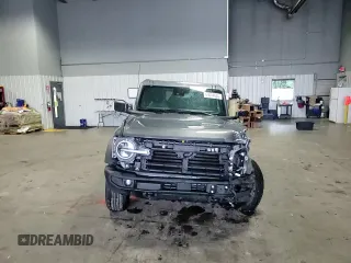 2023 Ford Bronco z VIN 1FMDE5AH9PLB83620, wystawiony jako Copart lot #60644035 z przebiegiem 6 700 mil mil oraz Szkoda całkowita • Salvage title. Historia ofert i sprzedaży dostępna na DreamBid. Obrazek 14.