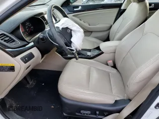 2016 Kia Cadenza Premium with VIN KNALN4D7XG5215263, listed as a Copart auction lot 44003445 with 82,744 mi miles and Salvage Title. Bid and sale history available at carsss.com. Image 7.