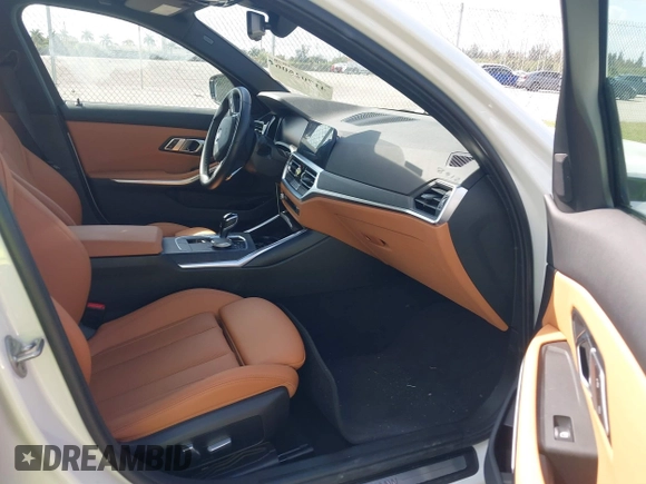 2022 BMW 3 Series 330i with VIN 3MW5R1J04N8C75820, listed as a IAAI auction lot 41702506 with 17,421 mi miles. Bid and sale history available at carsss.com. Image 5.