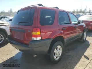 2004 Ford Escape XLT with VIN 1FMYU03174KB25014, listed as a Copart auction lot 47286444 with 238,293 mi miles and Salvage Title. Bid and sale history available at carsss.com. Image 3.