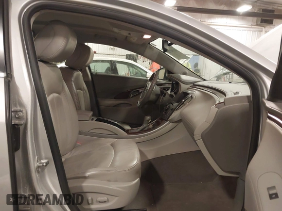 2011 Buick LaCrosse CXL with VIN 1G4GC5ED5BF264051, listed as a IAAI auction lot 41352730 with 191,607 mi miles. Bid and sale history available at carsss.com. Image 5.