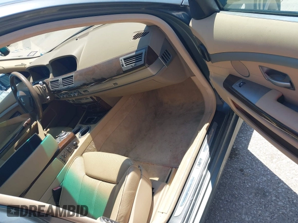 2006 BMW 7 Series 750Li with VIN WBAHN83546DT60302, listed as a IAAI auction lot 41980755 with 109,552 mi miles and . Bid and sale history available at DreamBid. Image 5.