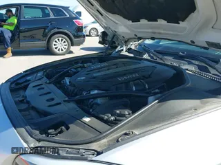 2013 BMW 5 Series 550i z VIN WBAFR9C50DD227180, wystawiony jako IAAI lot #42292272 z przebiegiem 84 065 mil mil oraz . Historia ofert i sprzedaży dostępna na DreamBid. Obrazek 20.