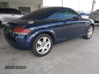2004 Audi TT with VIN TRUSC28N641021758, listed as a IAAI auction lot 42167196 with 218,510 mi miles. Bid and sale history available at carsss.com. Image 4.