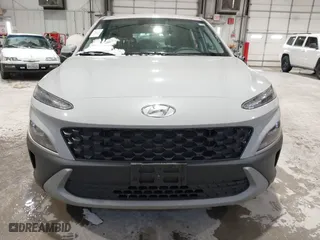 2023 Hyundai Kona SE with VIN KM8K2CAB2PU013965, listed as a IAAI auction lot 41572552 with 39,557 mi miles. Bid and sale history available at carsss.com. Image 12.