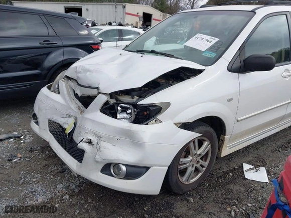 2006 Mazda MPV LX with VIN JM3LW28A660559752, listed as a IAAI auction lot 41707960 with 210,127 mi miles. Bid and sale history available at carsss.com. Image 6.