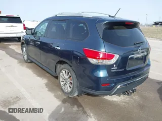2015 Nissan Pathfinder Platinum with VIN 5N1AR2MM3FC688114, listed as a IAAI auction lot 41728757 with 102,925 mi miles and . Bid and sale history available at DreamBid. Image 3.