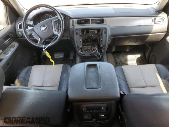 2008 Chevrolet Avalanche LTZ with VIN 3GNFK123X8G240916, listed as a Copart auction lot 58591865 with Not provided miles and Salvage title. Bid and sale history available at DreamBid. Image 8.