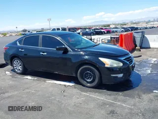 2014 Nissan Altima 2.5 S with VIN 1N4AL3AP9EC161127, listed as a IAAI auction lot 42190370 with 139,176 mi miles. Bid and sale history available at carsss.com. Image 1.