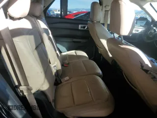 2021 Ford Explorer with VIN 1FMSK7BH2MGA22492, listed as a Copart auction lot 44423345 with 83,402 mi miles and Salvage Title. Bid and sale history available at carsss.com. Image 11.