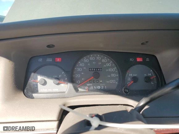 2003 Mercury Grand Marquis GS Convenience with VIN 2MEFM74WX3X707679, listed as a Copart auction lot 73963754 with 75,143 mi miles and Salvage Title. Bid and sale history available at carsss.com. Image 9.