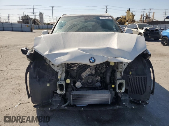 2017 BMW X5 sDrive35i with VIN 5UXKR2C30H0X07142, listed as a Copart auction lot 52051445 with 43,520 mi miles and Salvage Title. Bid and sale history available at carsss.com. Image 5.