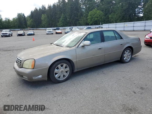 2004 Cadillac DeVille DTS z VIN 1G6KF579X4U212415, wystawiony jako Copart lot #58005555 z przebiegiem 97 663 mil mil oraz Tytuł czysty. Historia ofert i sprzedaży dostępna na DreamBid. Obrazek 1.