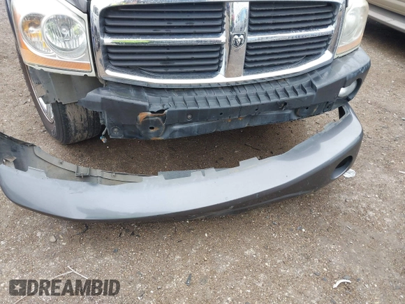 2004 Dodge Durango SLT z VIN 1D4HB48D14F224721, wystawiony jako IAAI lot #41568451 z przebiegiem 191 006 mil mil oraz . Historia ofert i sprzedaży dostępna na DreamBid. Obrazek 12.