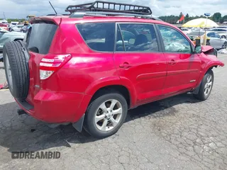 2010 Toyota RAV4 Limited с VIN 2T3DF4DV8AW031104, выставлен на аукционе IAAI как лот 42311535 с пробегом 196 402 миль миль и . История ставок и продаж доступна на DreamBid. Изображение 4.