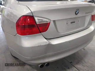 2008 BMW 3 Series 328xi with VIN WBAVC93598K040387, listed as a IAAI auction lot 42796696 with Not provided miles and . Bid and sale history available at DreamBid. Image 6.