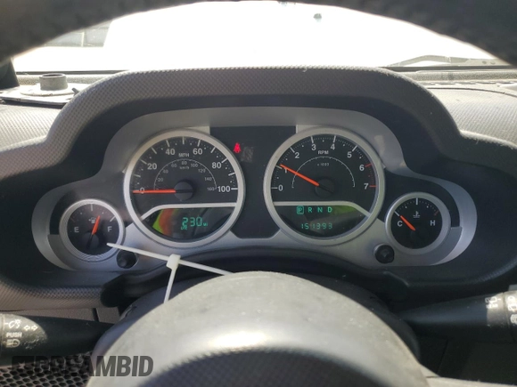 2007 Jeep Wrangler Unlimited Sahara with VIN 1J8GA59137L181360, listed as a Copart auction lot 62311225 with 151,393 mi miles and Salvage title. Bid and sale history available at DreamBid. Image 9.