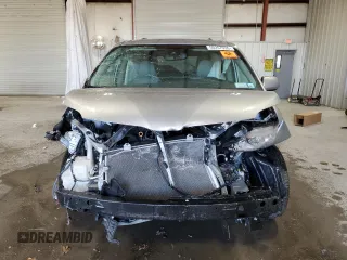 2020 Toyota Sienna XLE with VIN 5TDDZ3DC0LS251373, listed as a Copart auction lot 50257935 with 0 mi miles and Non Repairable. Bid and sale history available at carsss.com. Image 5.