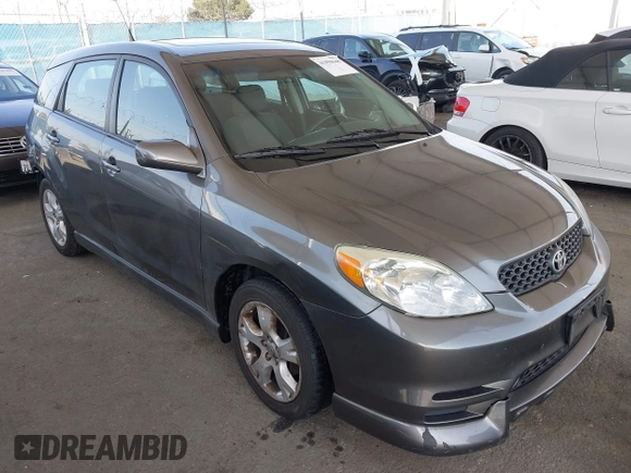 2004 Toyota Matrix Std with VIN 2T1KR32E04C292897, listed as a IAAI auction lot 41850648 with 88,374 mi miles. Bid and sale history available at carsss.com. Image 1.