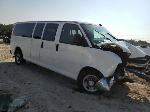 2016 Chevrolet Express Passenger LT with VIN 1GAZGPFG9G1296066, listed as a Copart auction lot 67392114 with 0 mi miles and Salvage Title. Bid and sale history available at carsss.com. Image 4.