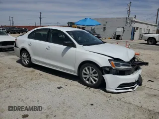2015 Volkswagen Jetta SE z VIN 3VWD17AJ4FM338597, wystawiony jako Copart lot #59349565 z przebiegiem 50 108 mil mil oraz Szkoda całkowita • Salvage title. Historia ofert i sprzedaży dostępna na DreamBid. Obrazek 4.
