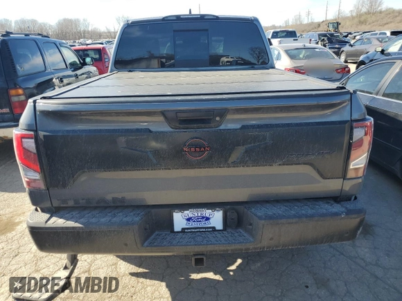 2023 Nissan Titan SV z VIN 1N6AA1ED4PN116721, wystawiony jako Copart lot #45902004 z przebiegiem 7 075 mil mil oraz Szkoda całkowita • Salvage title. Historia ofert i sprzedaży dostępna na DreamBid. Obrazek 6.