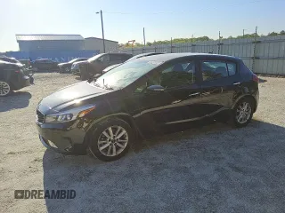 2017 Kia Forte5 LX with VIN KNAFK5A85H5708925, listed as a Copart auction lot 50946095 with 88,184 mi miles and Clean Title. Bid and sale history available at carsss.com. Image 1.