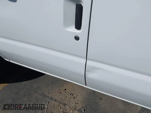 2009 Ford Econoline Cargo Commercial with VIN 1FTNE14W09DA62046, listed as a IAAI auction lot 41605647 with 100,622 mi miles and . Bid and sale history available at DreamBid. Image 6.
