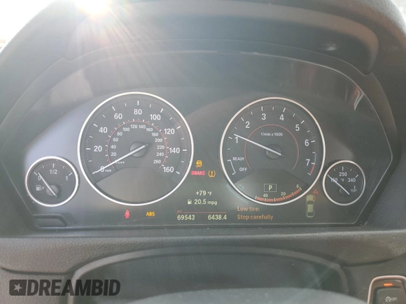 2019 BMW 4 Series 430i xDrive z VIN WBA4J3C50KBL10578, wystawiony jako Copart lot #55742005 z przebiegiem 69 543 mil mil oraz Szkoda całkowita • Salvage title. Historia ofert i sprzedaży dostępna na DreamBid. Obrazek 9.
