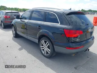 2007 Audi Q7 z VIN WA1AV74L87D094158, wystawiony jako IAAI lot #42292948 z przebiegiem 111 593 mil mil oraz . Historia ofert i sprzedaży dostępna na DreamBid. Obrazek 3.