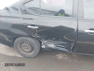 2012 Nissan Versa SV с VIN 3N1CN7AP1CL814932, выставлен на аукционе IAAI как лот 42272722 с пробегом 137 349 миль миль и . История ставок и продаж доступна на DreamBid. Изображение 6.