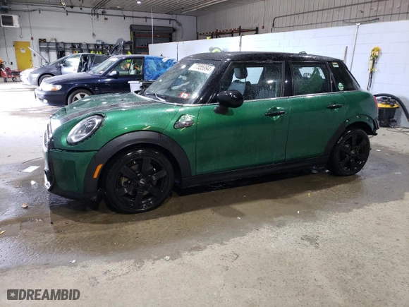 2022 MINI Hardtop 4 Door Cooper S with VIN WMW53DK08N2P87600, listed as a Copart auction lot 77555994 with 33049 miles and Salvage Title. Bid and sale history available at carsss.com. Image 1.