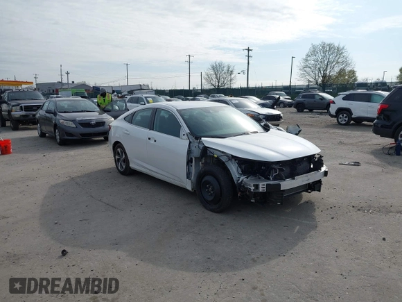 2019 Honda Insight EX with VIN 19XZE4F50KE010136, listed as a IAAI auction lot 41999216 with 88,457 mi miles and . Bid and sale history available at carsss.com. Image 1.