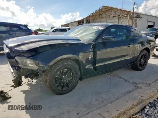 2013 Ford Mustang V6 with VIN 1ZVBP8AM1D5264080, listed as a Copart auction lot 62923475 with 80,351 mi miles and Salvage title. Bid and sale history available at DreamBid. Image 1.