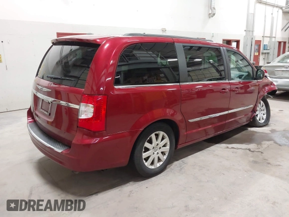 2013 Chrysler Town & Country Touring with VIN 2C4RC1BG2DR755256, listed as a IAAI auction lot 41919526 with 155,600 mi miles. Bid and sale history available at carsss.com. Image 4.