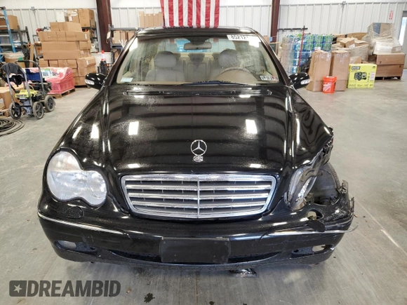 2003 Mercedes-Benz C 240 z VIN WDBRF81J23F365985, wystawiony jako Copart lot #85212194 z przebiegiem 139 328 mil mil oraz Szkoda całkowita • Salvage title. Historia ofert i sprzedaży dostępna na DreamBid. Obrazek 5.