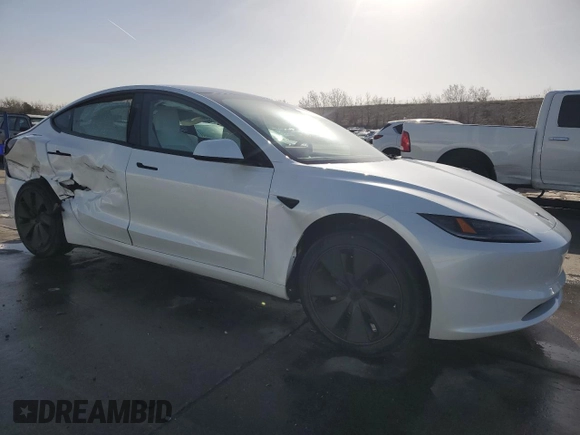 2025 Tesla Model 3 Long Range with VIN 5YJ3E1EAXSF935004, listed as a Copart auction lot 52233195 with 5,873 mi miles and Salvage Title. Bid and sale history available at carsss.com. Image 4.
