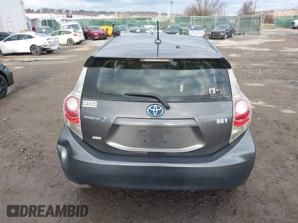 2012 Toyota Prius c One with VIN JTDKDTB31C1029950, listed as a IAAI auction lot 41223112 with 117,660 mi miles. Bid and sale history available at carsss.com. Image 17.
