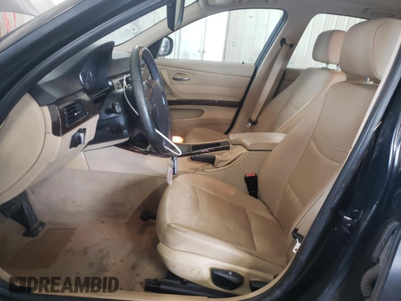 2011 BMW 3 Series 328i with VIN WBAPH7C56BE131427, listed as a Copart auction lot 56002815 with 88,598 mi miles and Salvage title. Bid and sale history available at DreamBid. Image 7.